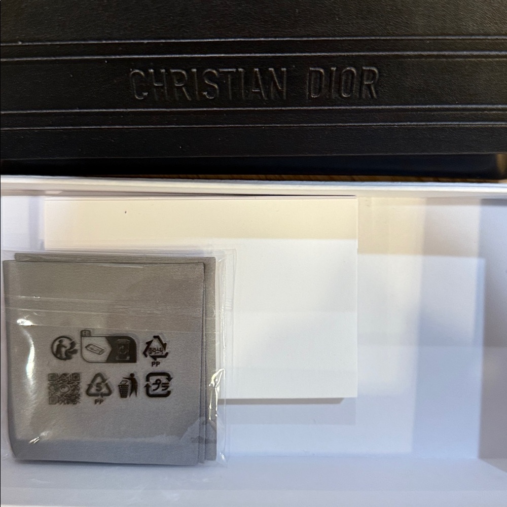 Dior VeryDior S1I 54mm Square Sunglasses - Picture 12 of 13